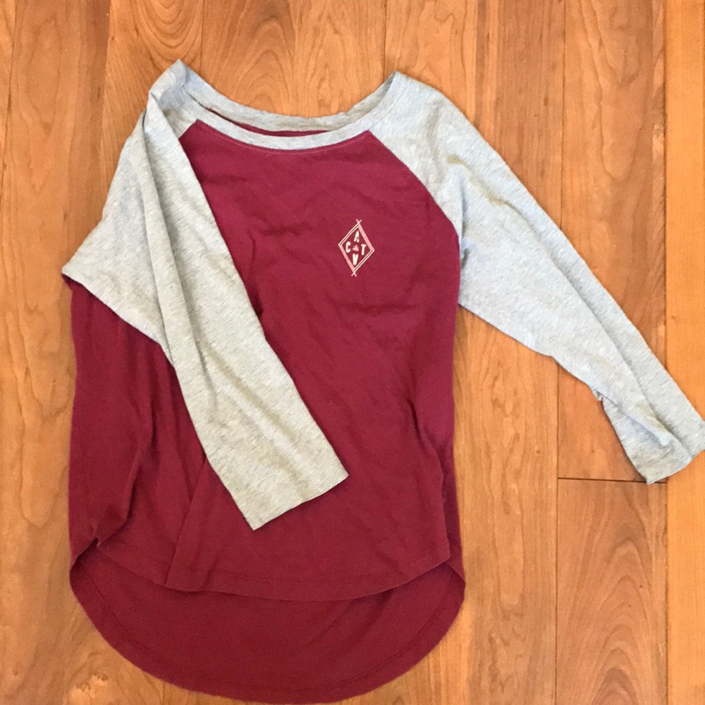 women's small Active baseball tee